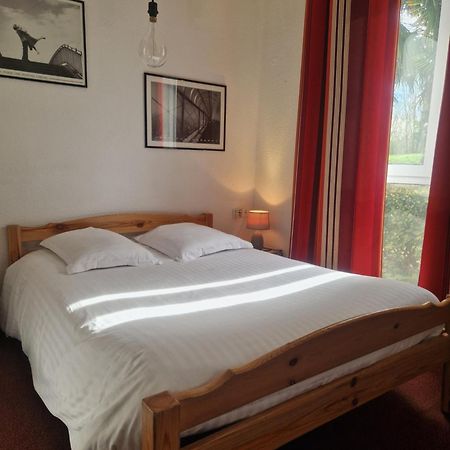 Agape Hotel Niort- Bessines מראה חיצוני תמונה