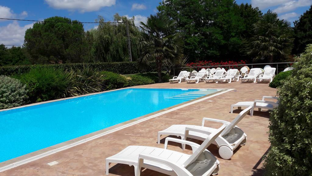 Agape Hotel Niort- Bessines מראה חיצוני תמונה